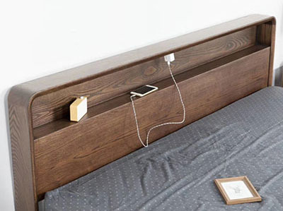 Modern Red Oak Double Bed